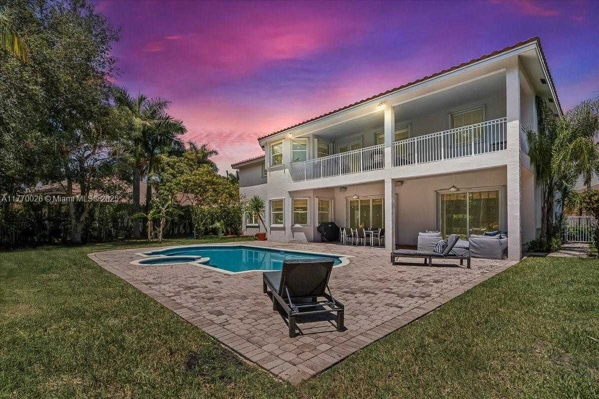 Small Image of 1427 VICTORIA ISLE DR, Weston Number 72