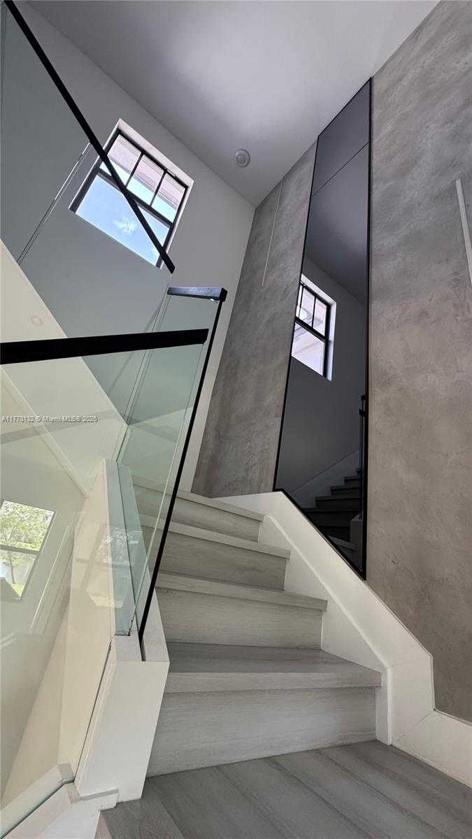 Small Image of 4426 SOUTH WEST 173RD AVE, Miramar Number 11