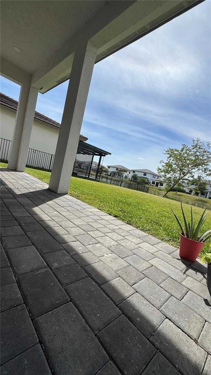 Small Image of 4426 SOUTH WEST 173RD AVE, Miramar Number 16