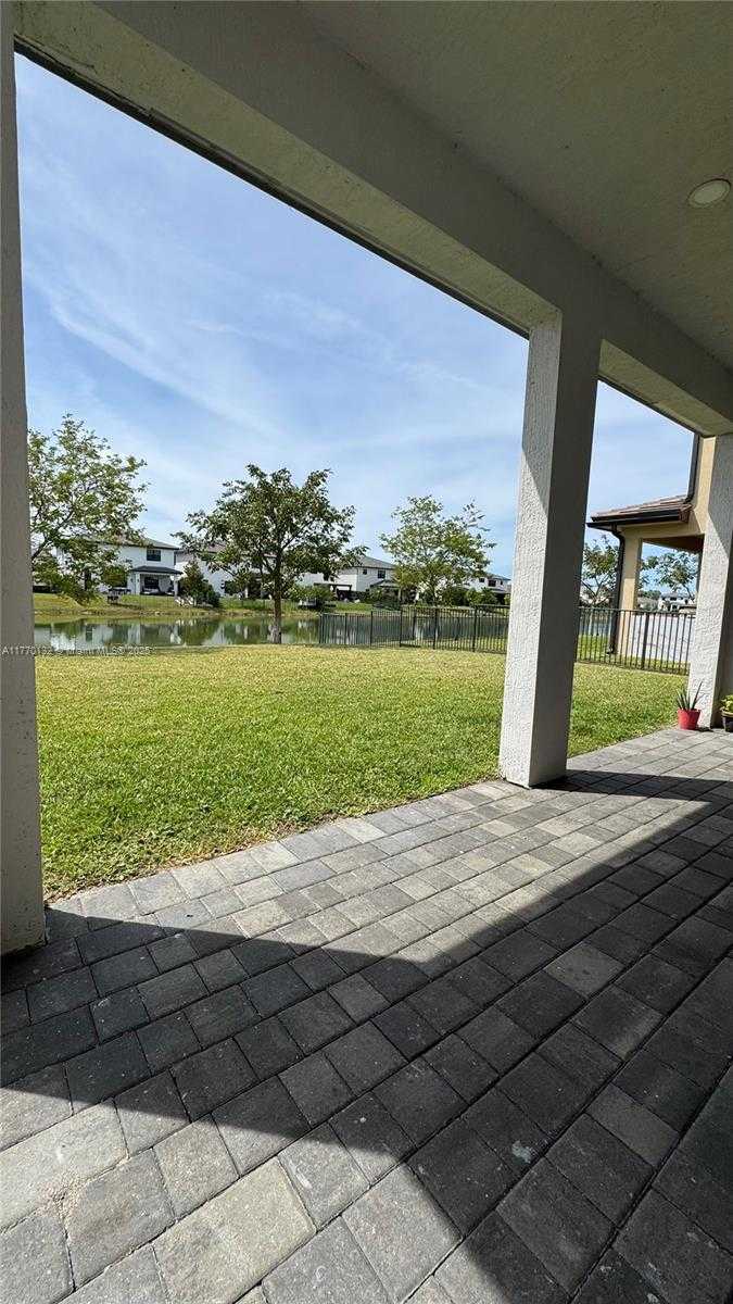 Small Image of 4426 SOUTH WEST 173RD AVE, Miramar Number 18