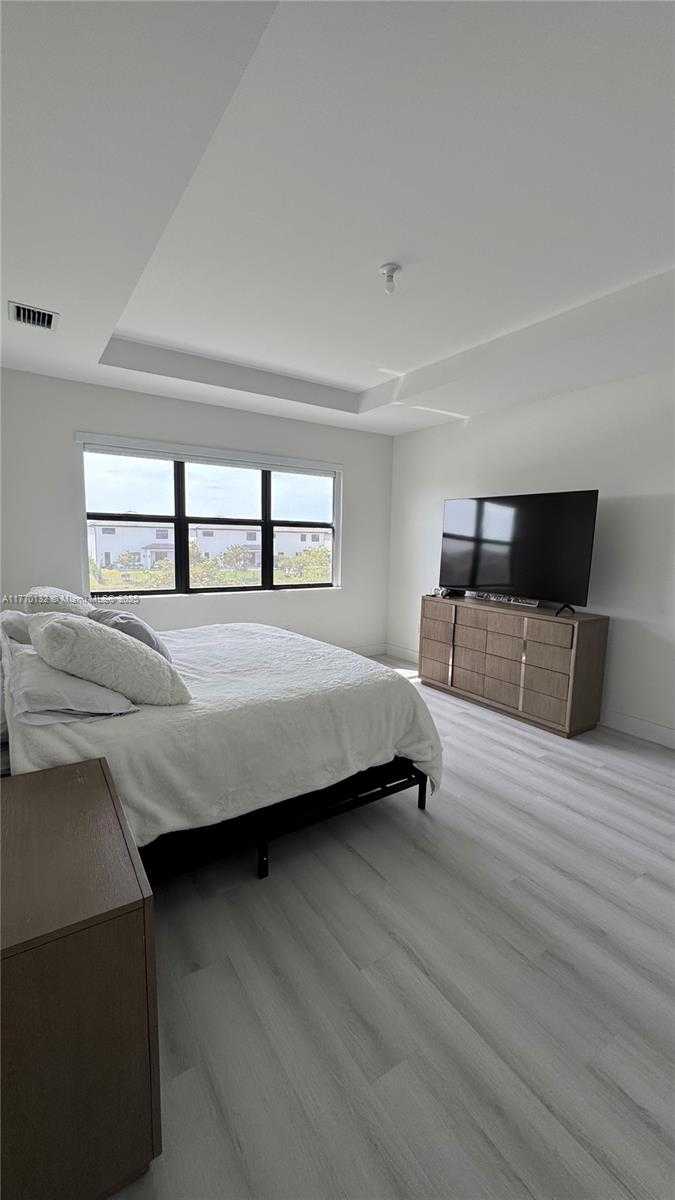 Small Image of 4426 SOUTH WEST 173RD AVE, Miramar Number 29
