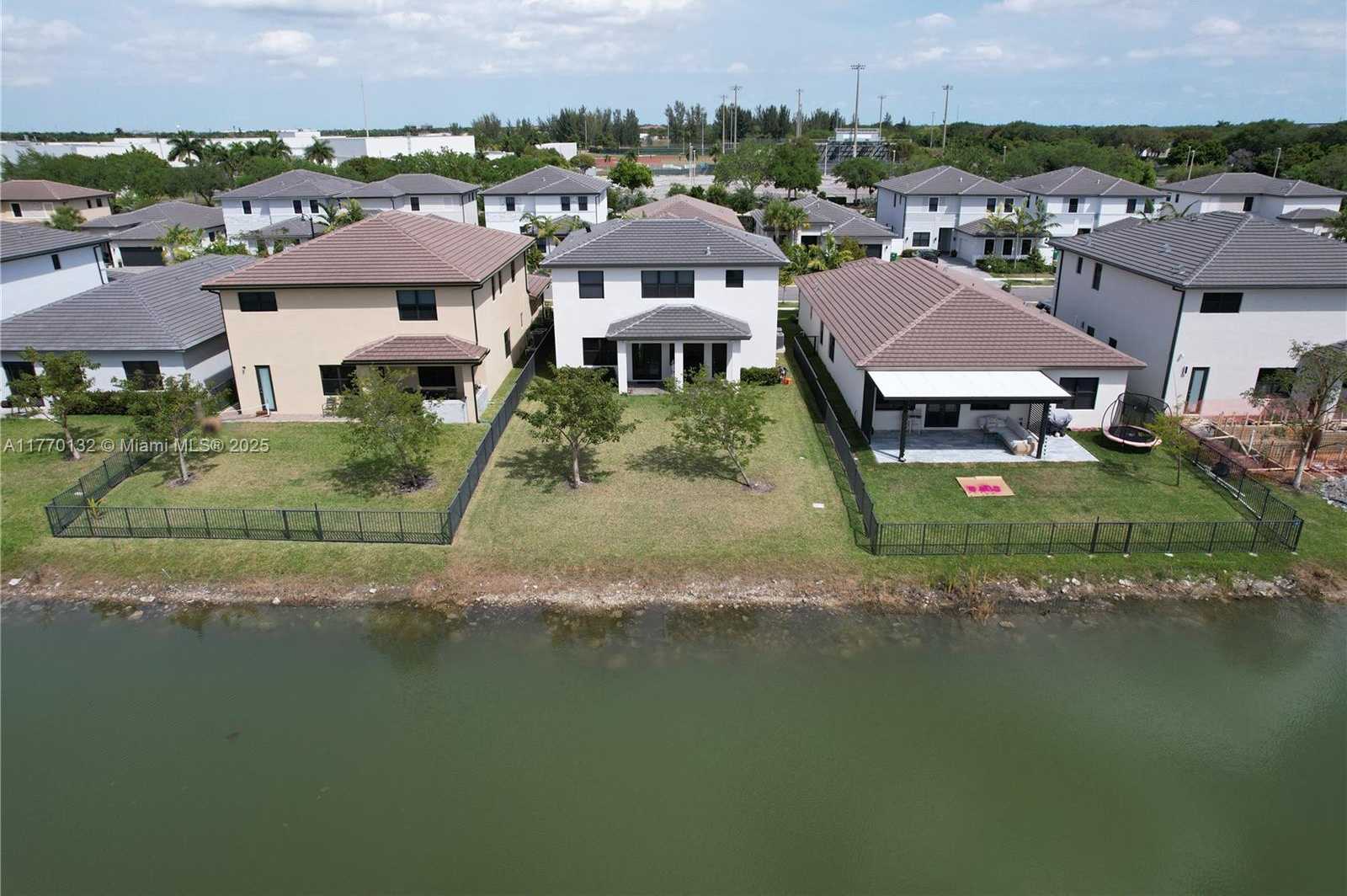 Small Image of 4426 SOUTH WEST 173RD AVE, Miramar Number 3