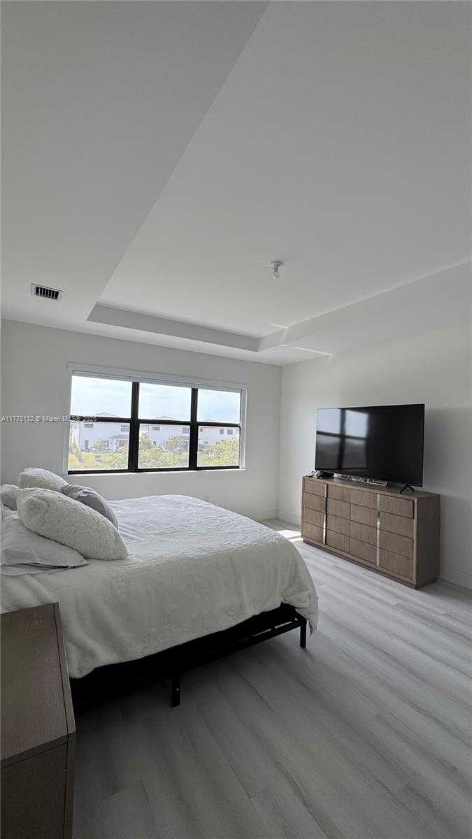 Small Image of 4426 SOUTH WEST 173RD AVE, Miramar Number 31