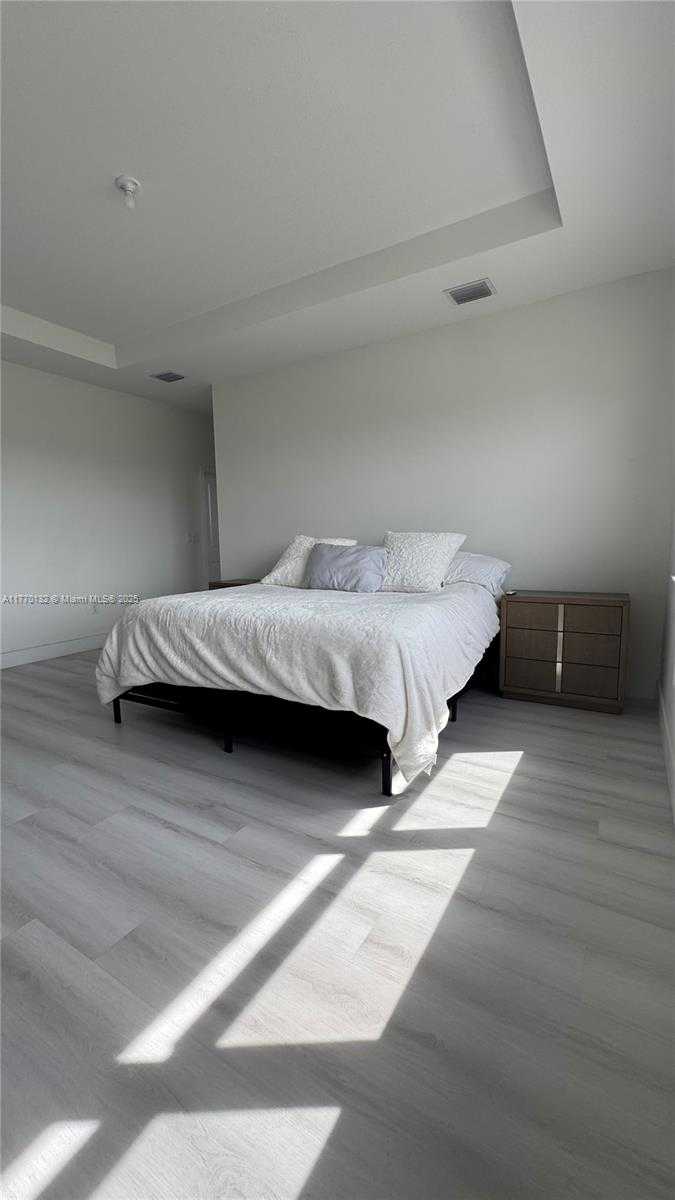 Small Image of 4426 SOUTH WEST 173RD AVE, Miramar Number 32