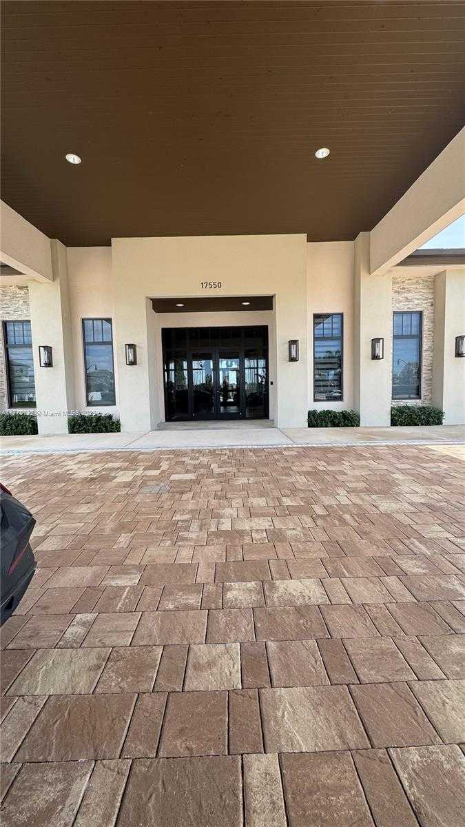 Small Image of 4426 SOUTH WEST 173RD AVE, Miramar Number 39