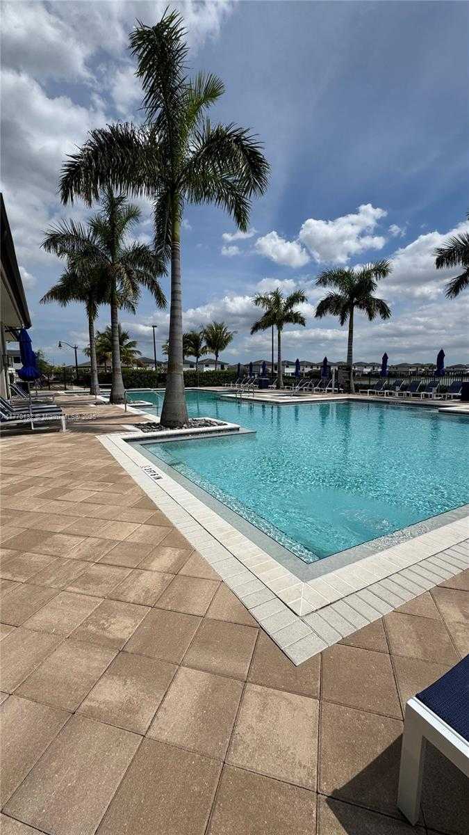 Small Image of 4426 SOUTH WEST 173RD AVE, Miramar Number 43