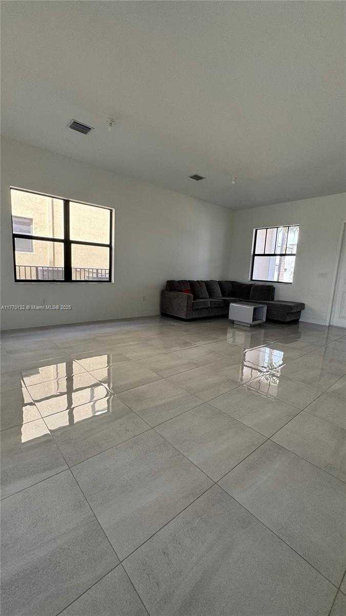 Small Image of 4426 SOUTH WEST 173RD AVE, Miramar Number 6