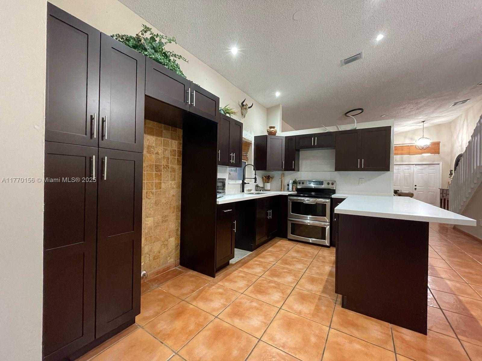 Small Image of 24911 SOUTH WEST 120TH PL, Homestead Number 6