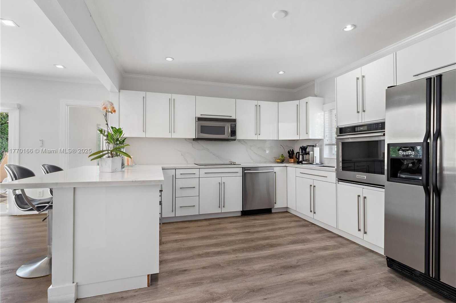 Small Image of 1240 NORTH EAST 100TH ST, Miami Shores Number 13