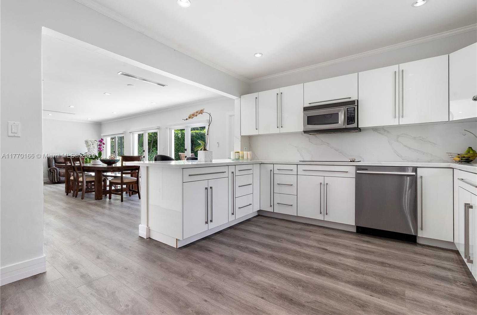 Small Image of 1240 NORTH EAST 100TH ST, Miami Shores Number 14