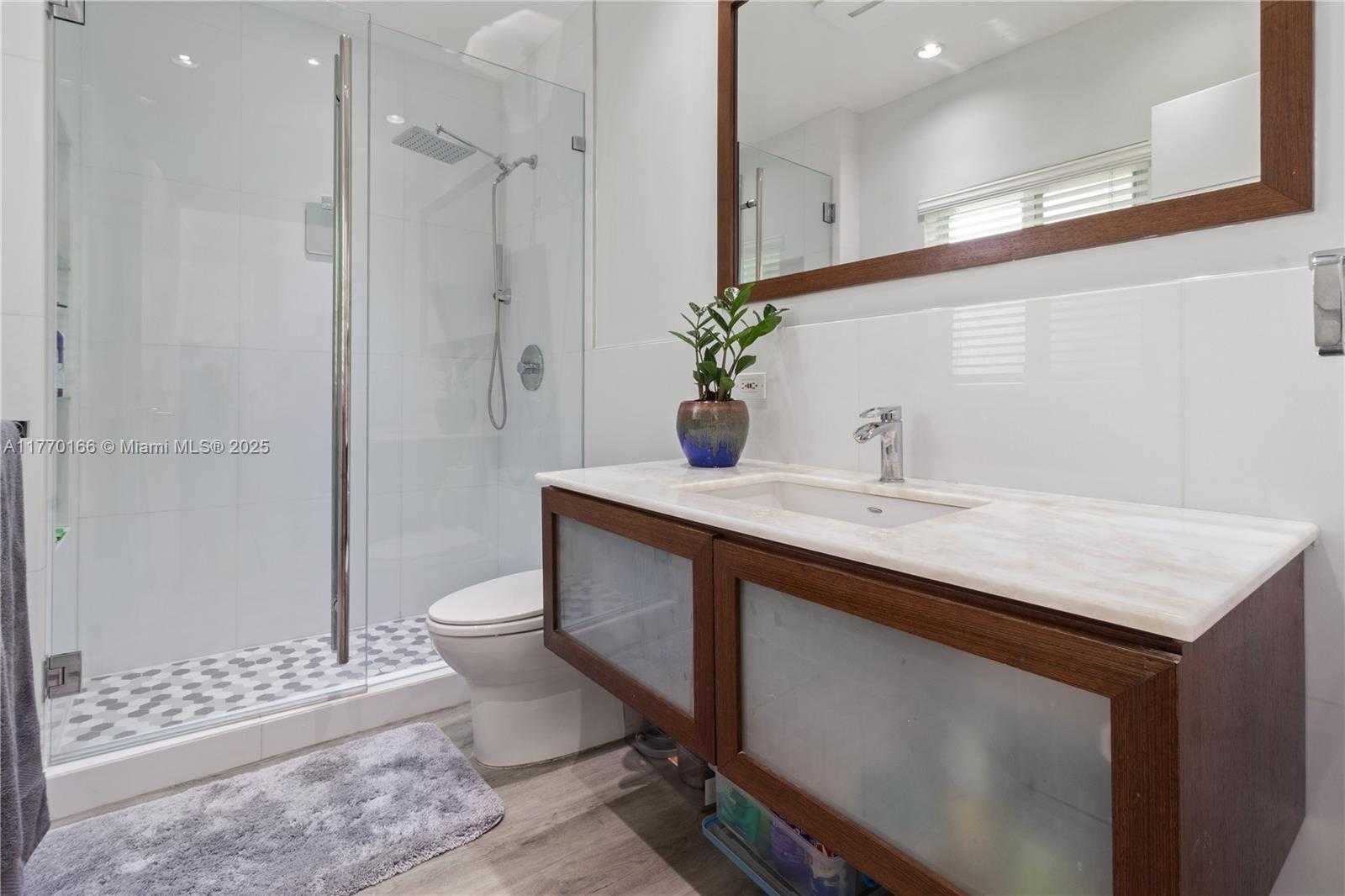 Small Image of 1240 NORTH EAST 100TH ST, Miami Shores Number 19