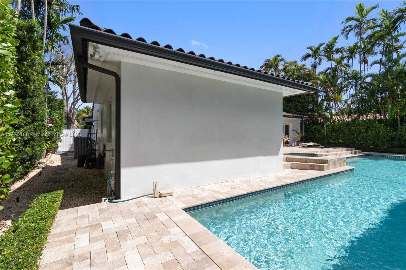 Small Image of 1240 NORTH EAST 100TH ST, Miami Shores Number 24