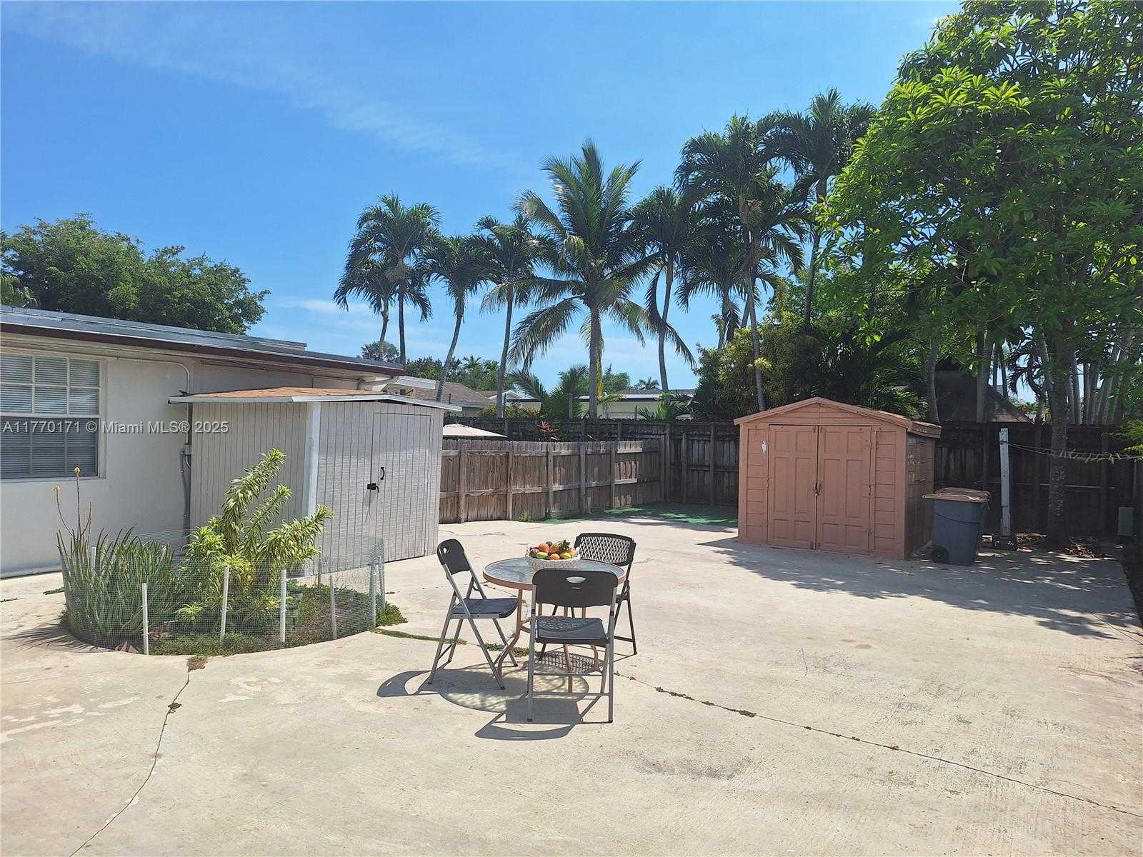 Small Image of 9384 SOUTH WEST 184TH TER, Cutler Bay Number 15
