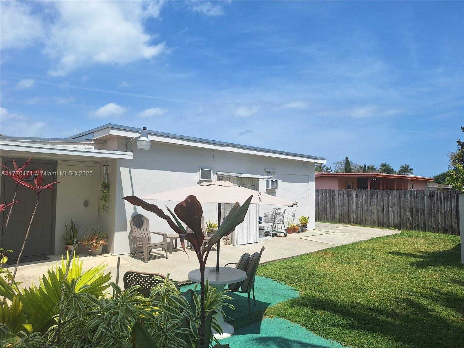 Small Image of 9384 SOUTH WEST 184TH TER, Cutler Bay Number 17