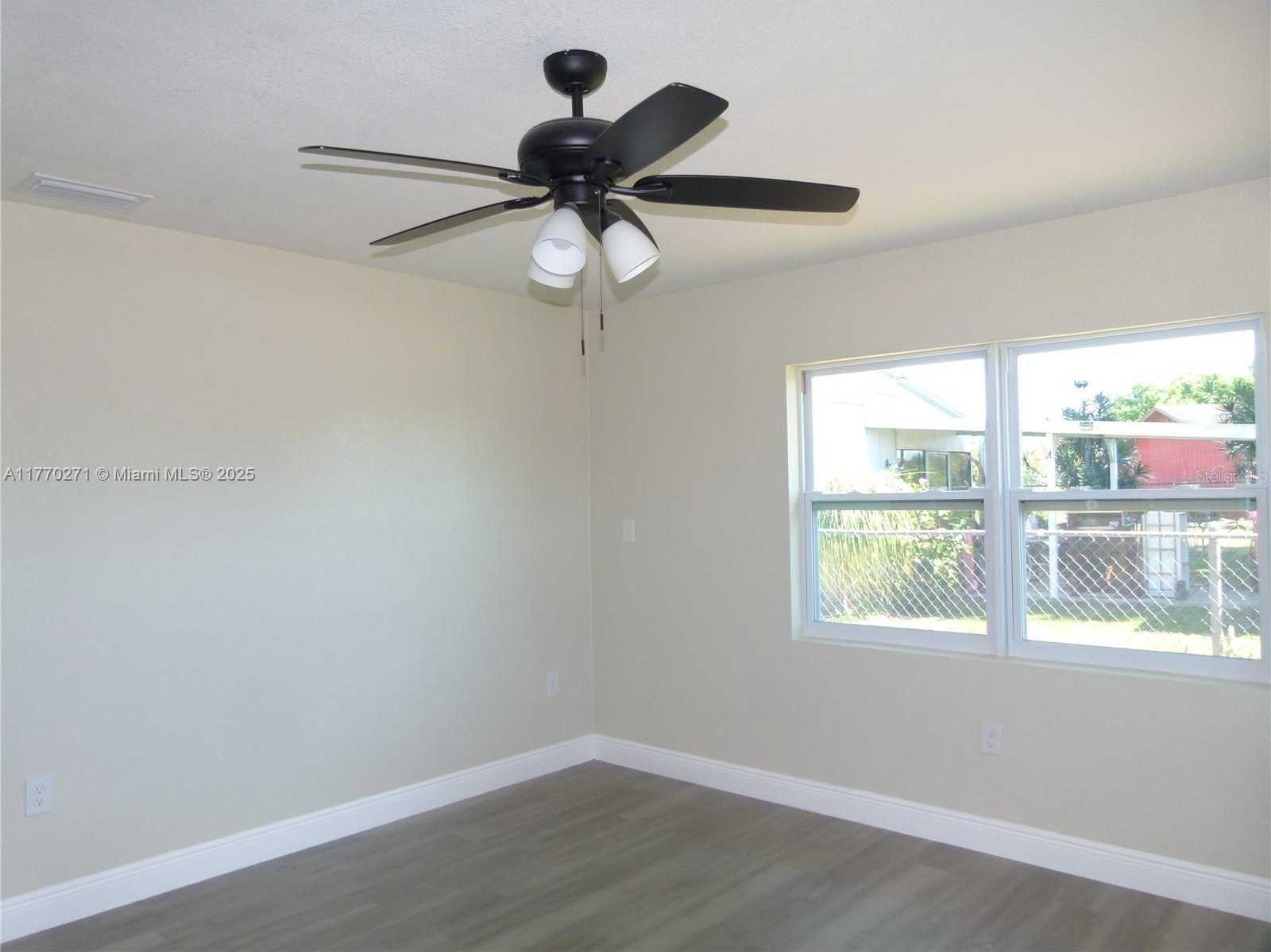 Small Image of 2203 SOUTH EAST 8TH AVENUE, Okeechobee Number 12