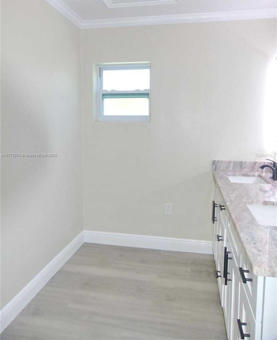 Small Image of 2203 SOUTH EAST 8TH AVENUE, Okeechobee Number 16
