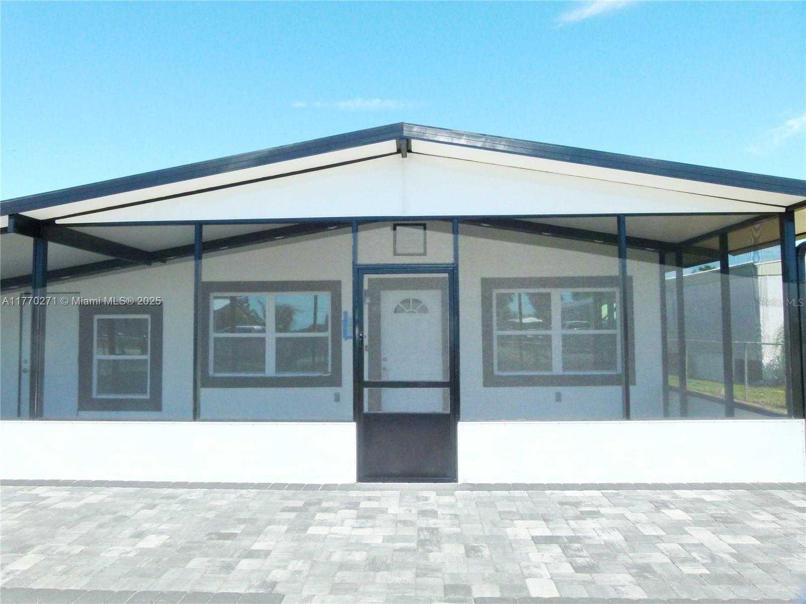 Small Image of 2203 SOUTH EAST 8TH AVENUE, Okeechobee Number 4