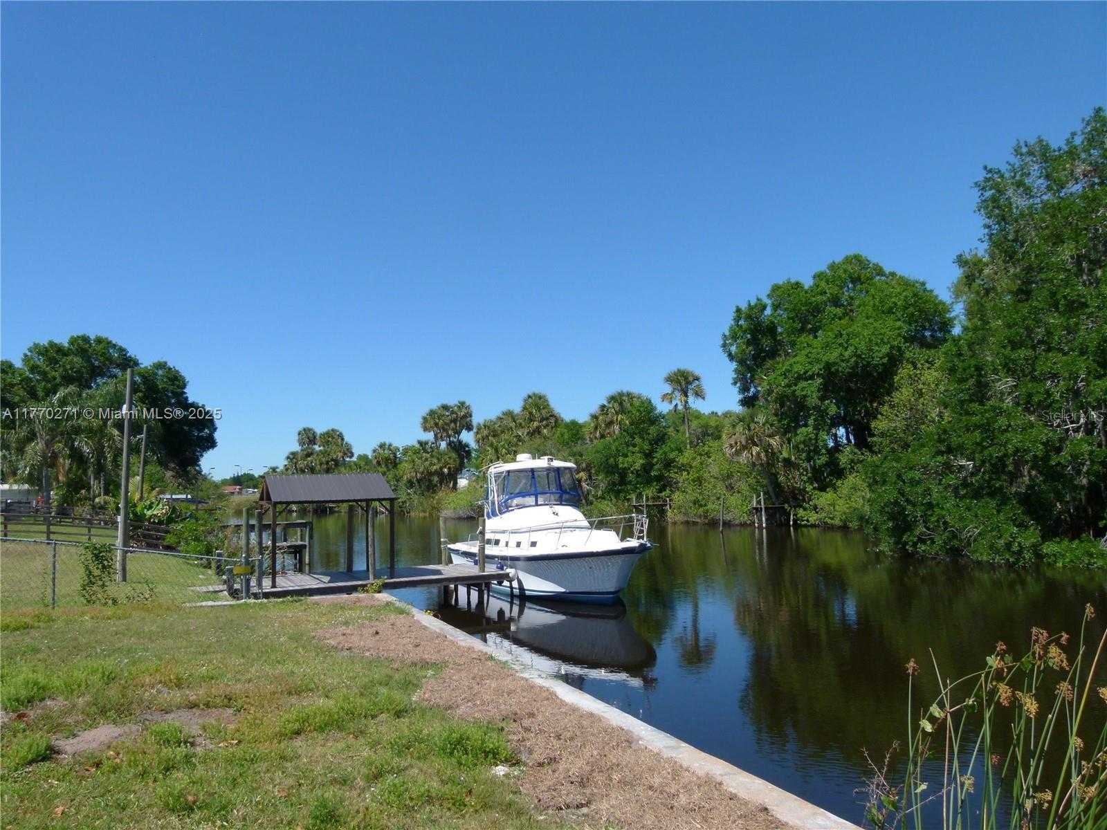 Small Image of 2203 SOUTH EAST 8TH AVENUE, Okeechobee Number 44