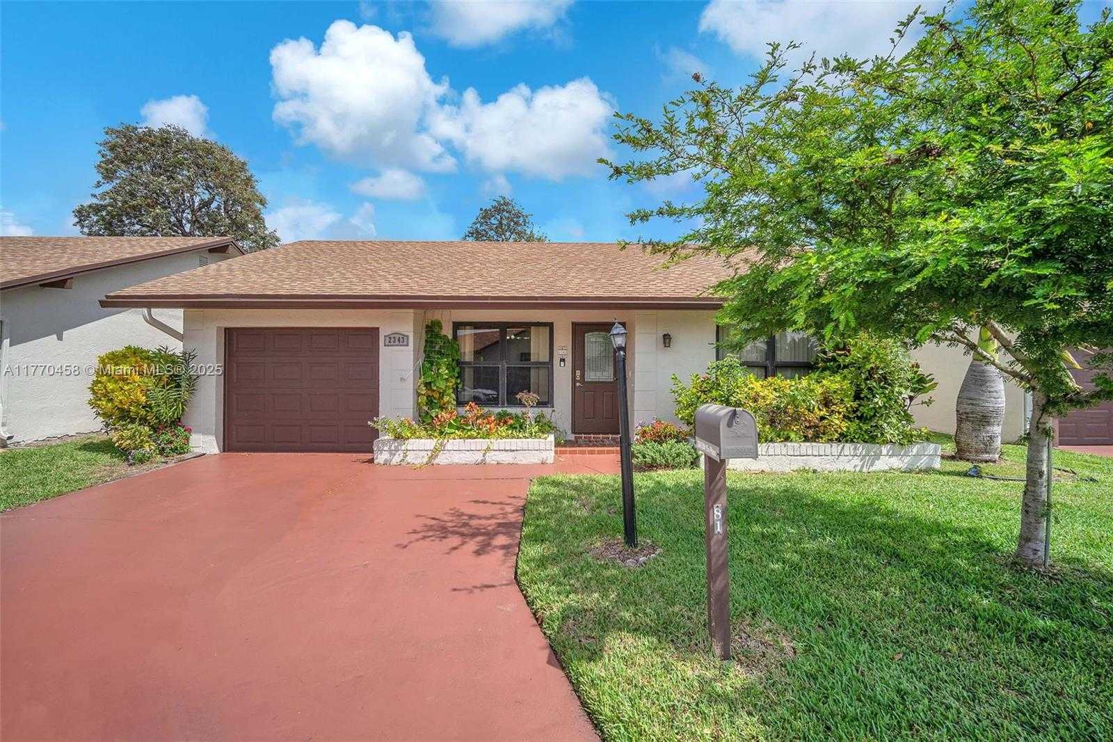 Small Image of 2343 SOUTH WEST 15TH PL, Deerfield Beach Number 3