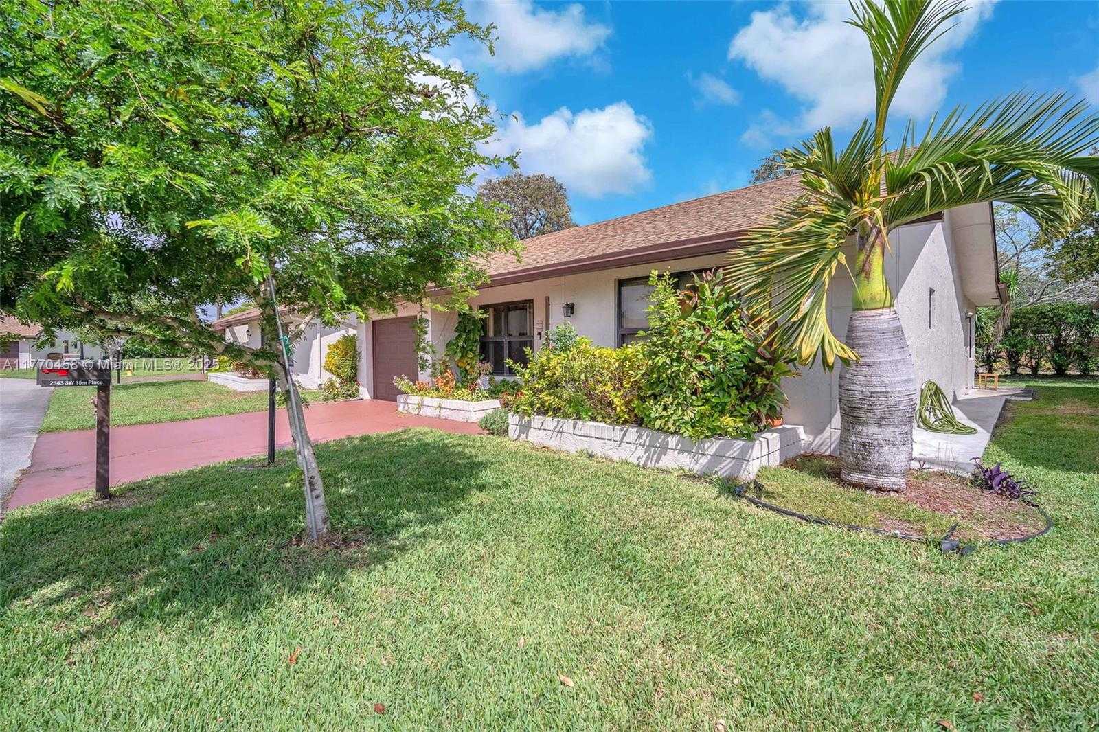 Small Image of 2343 SOUTH WEST 15TH PL, Deerfield Beach Number 4