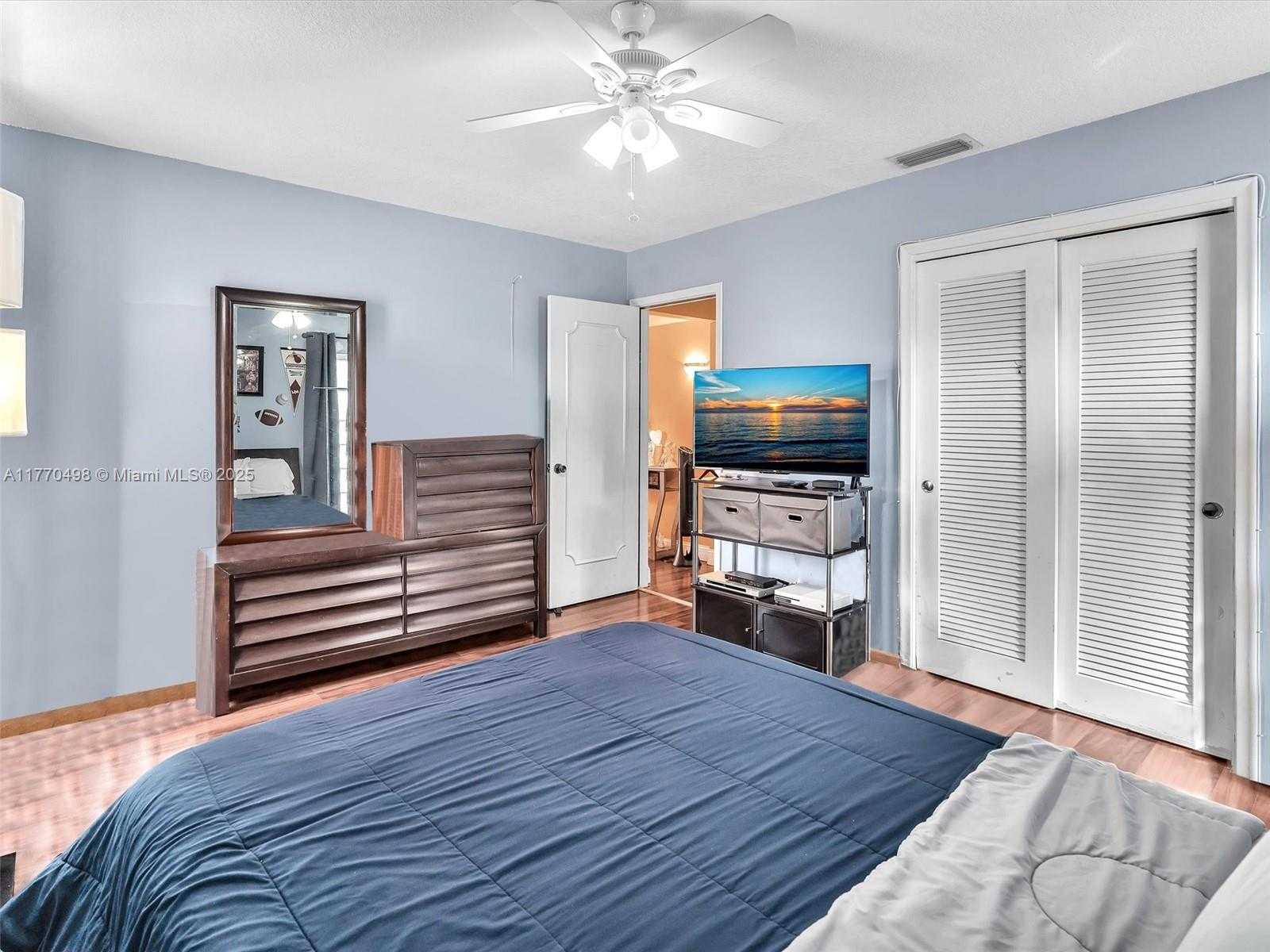Small Image of 5404 BAYBERRY LN, Tamarac Number 26