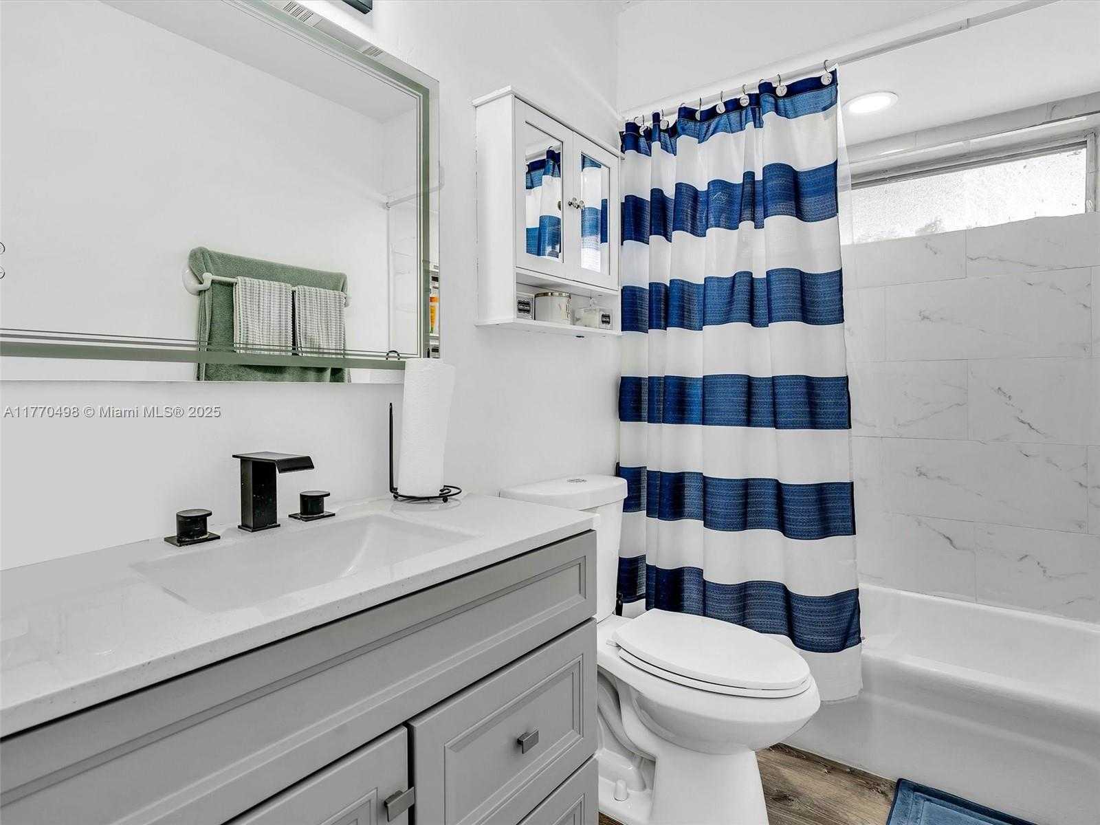 Small Image of 5404 BAYBERRY LN, Tamarac Number 27