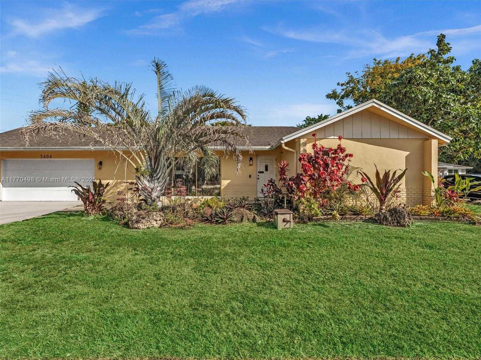 Small Image of 5404 BAYBERRY LN, Tamarac Number 3
