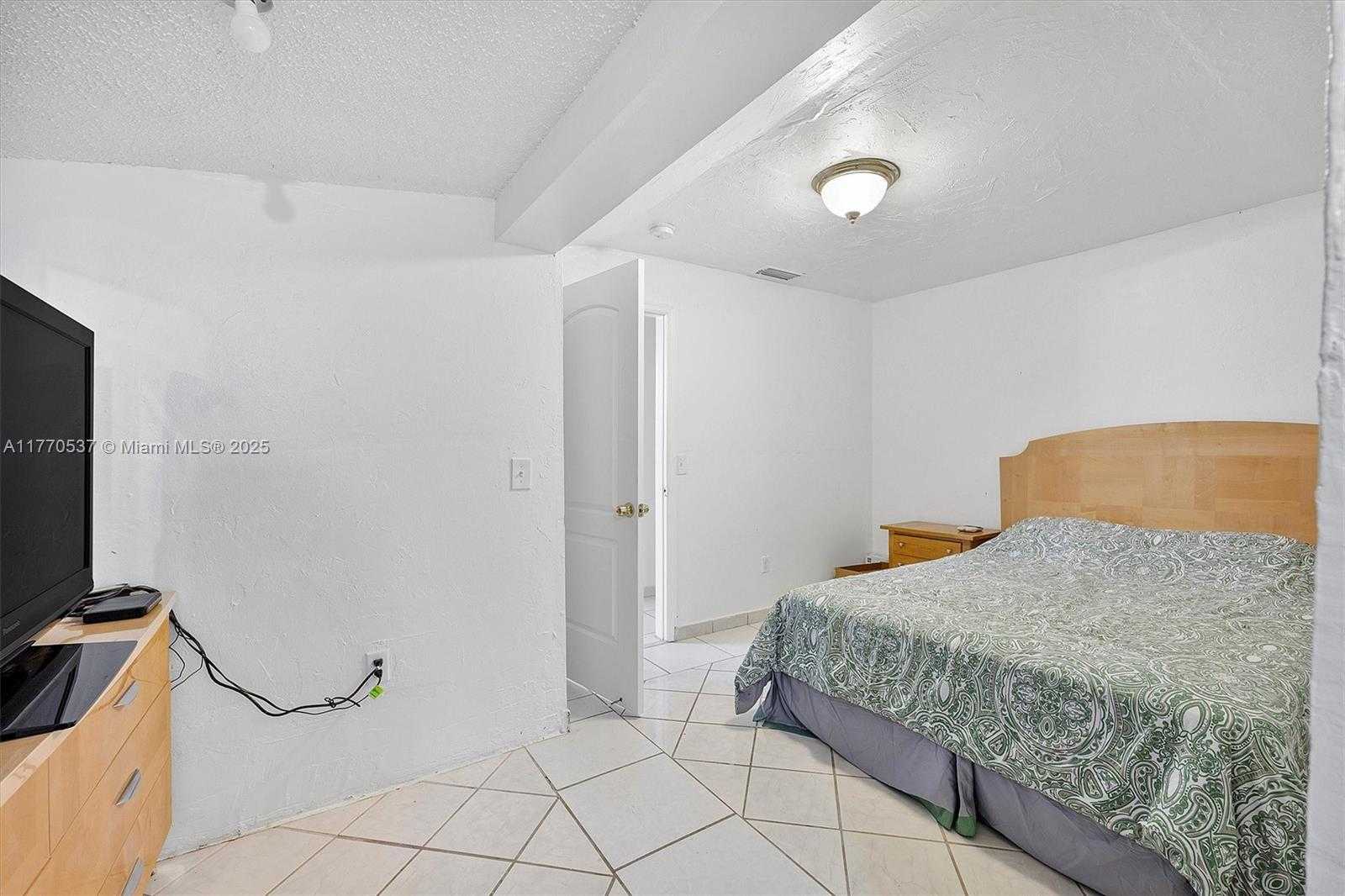 Small Image of 25600 SOUTH WEST 197TH AVE, Homestead Number 14