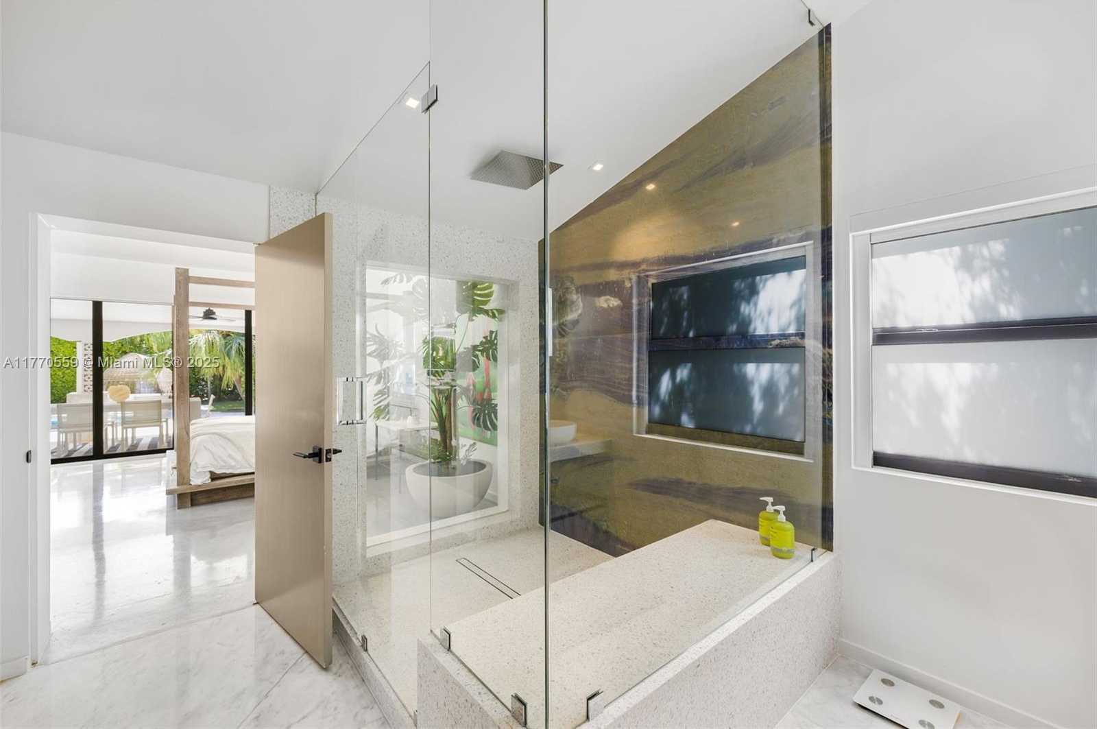 Small Image of 7805 NOREMAC AVE, Miami Beach Number 22