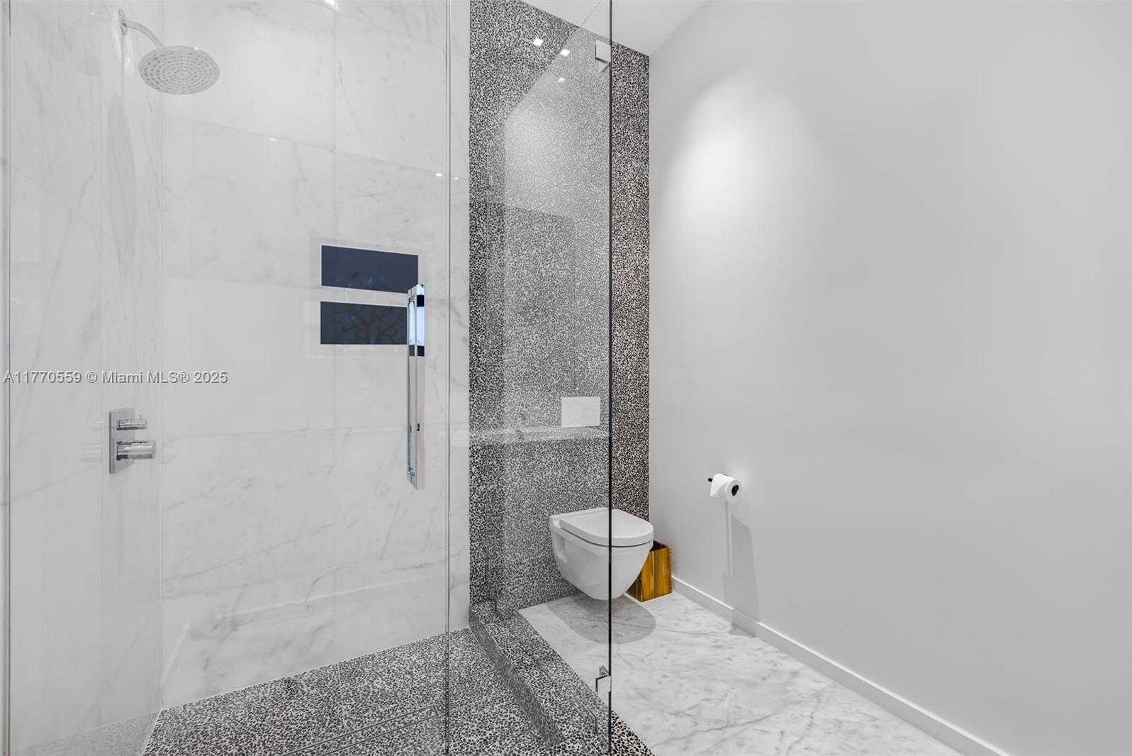 Small Image of 7805 NOREMAC AVE, Miami Beach Number 28