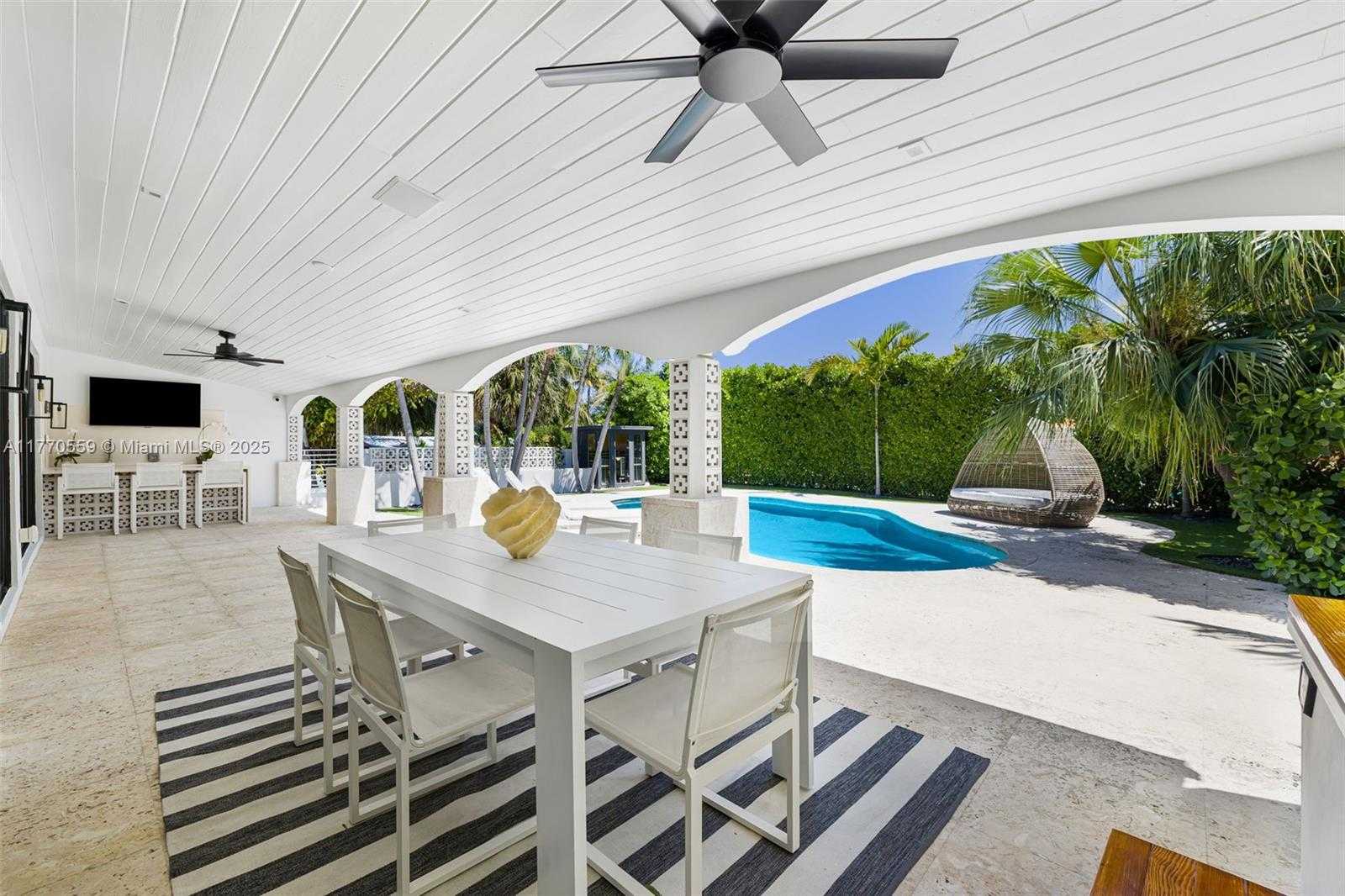 Small Image of 7805 NOREMAC AVE, Miami Beach Number 30