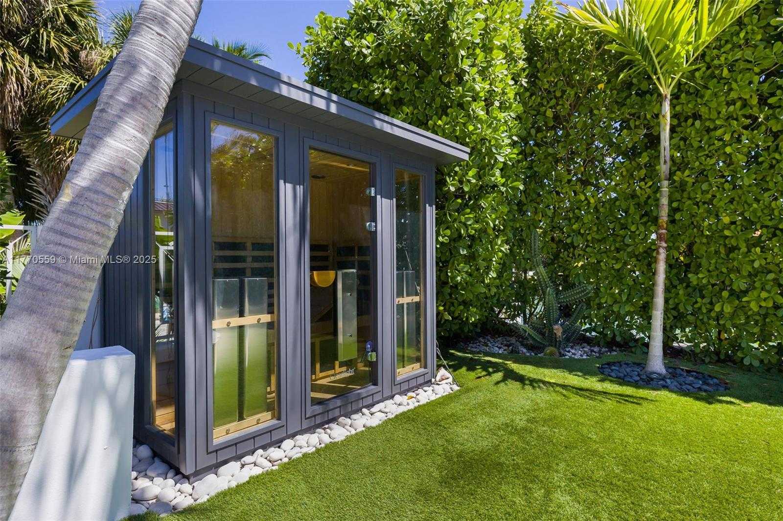 Small Image of 7805 NOREMAC AVE, Miami Beach Number 38