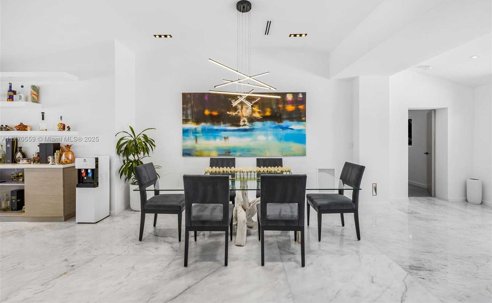 Small Image of 7805 NOREMAC AVE, Miami Beach Number 8
