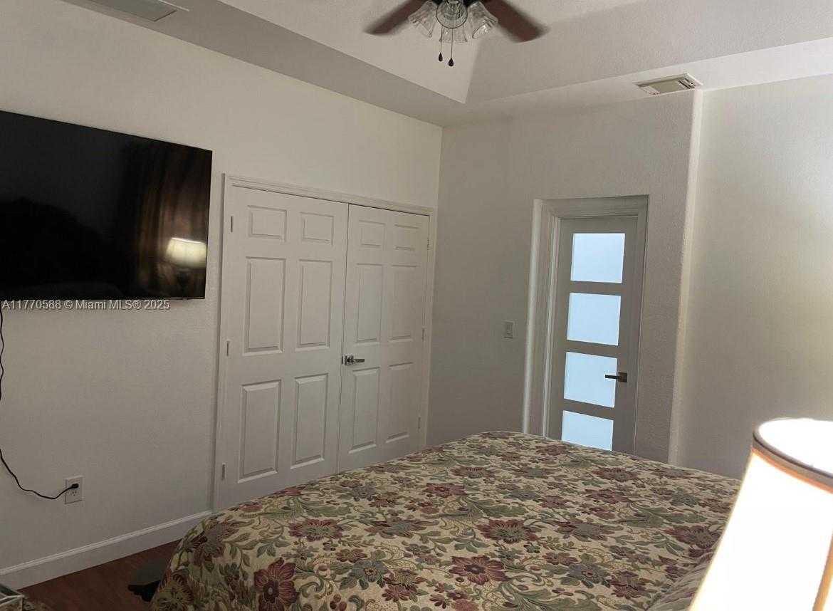 Small Image of 11161 SOUTH WEST 241ST ST, Homestead Number 14