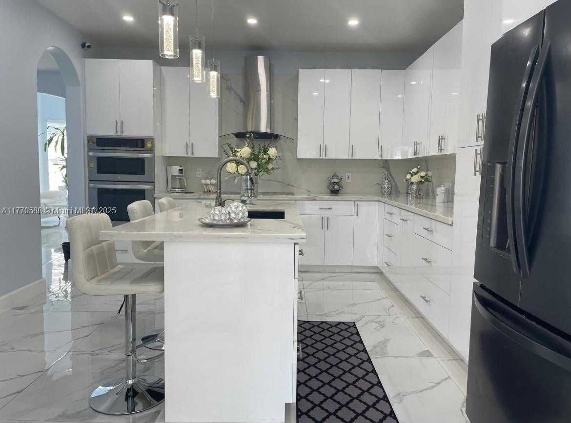 Small Image of 11161 SOUTH WEST 241ST ST, Homestead Number 9
