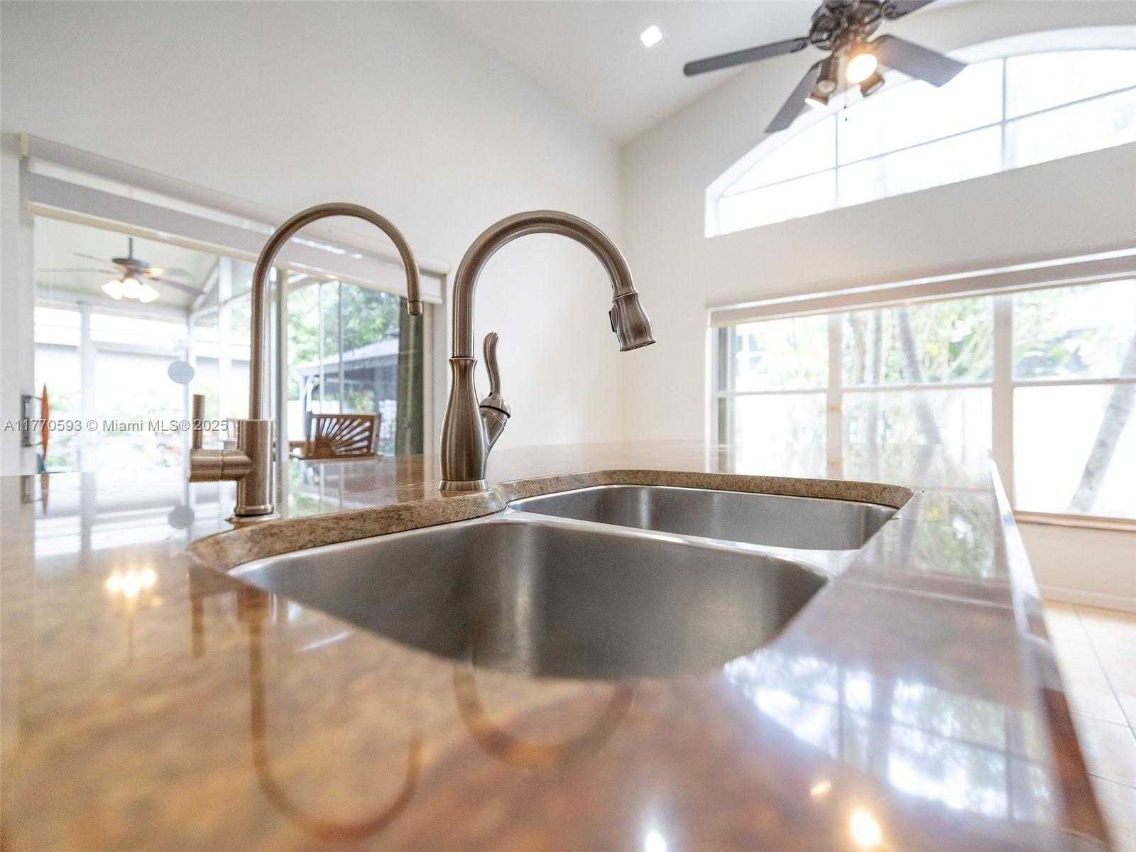 Small Image of 5476 NORTH WEST 56TH DR, Coconut Creek Number 42