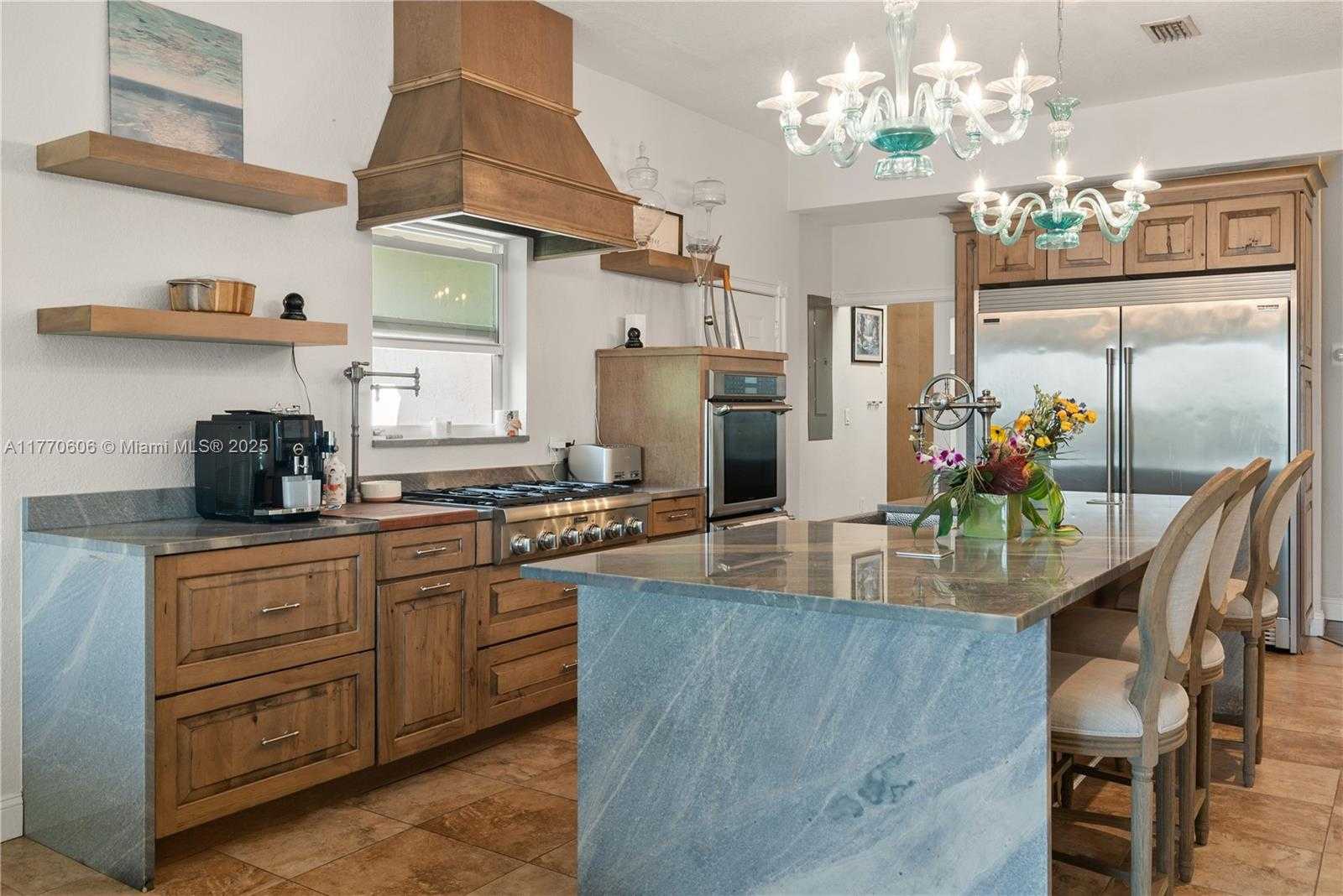 Small Image of 120 COCO PLUM RD S, Key Largo Number 11
