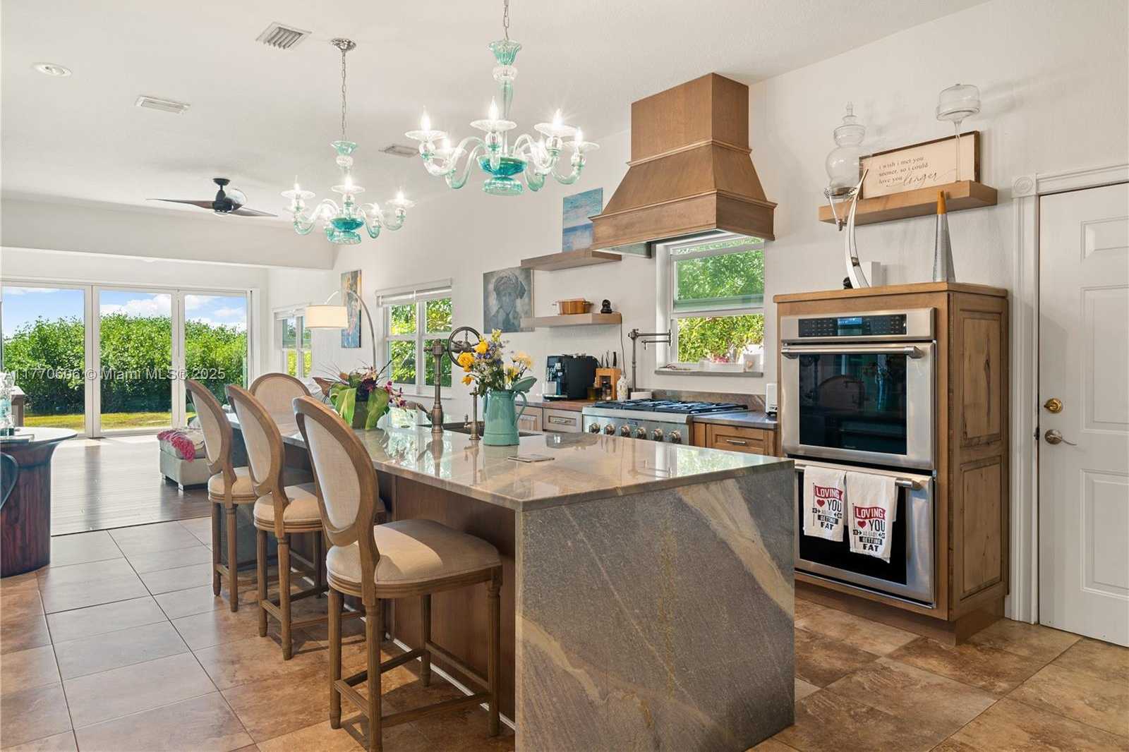 Small Image of 120 COCO PLUM RD S, Key Largo Number 12