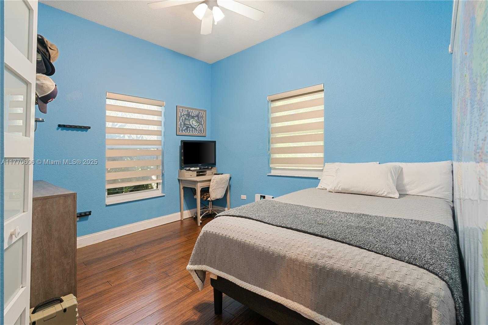 Small Image of 120 COCO PLUM RD S, Key Largo Number 16