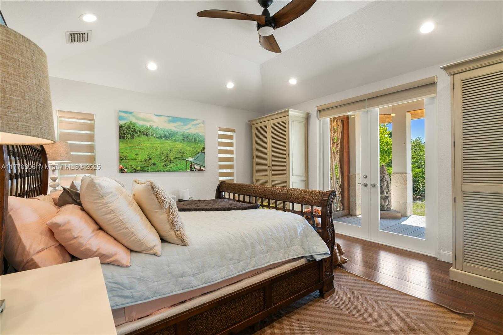 Small Image of 120 COCO PLUM RD S, Key Largo Number 22