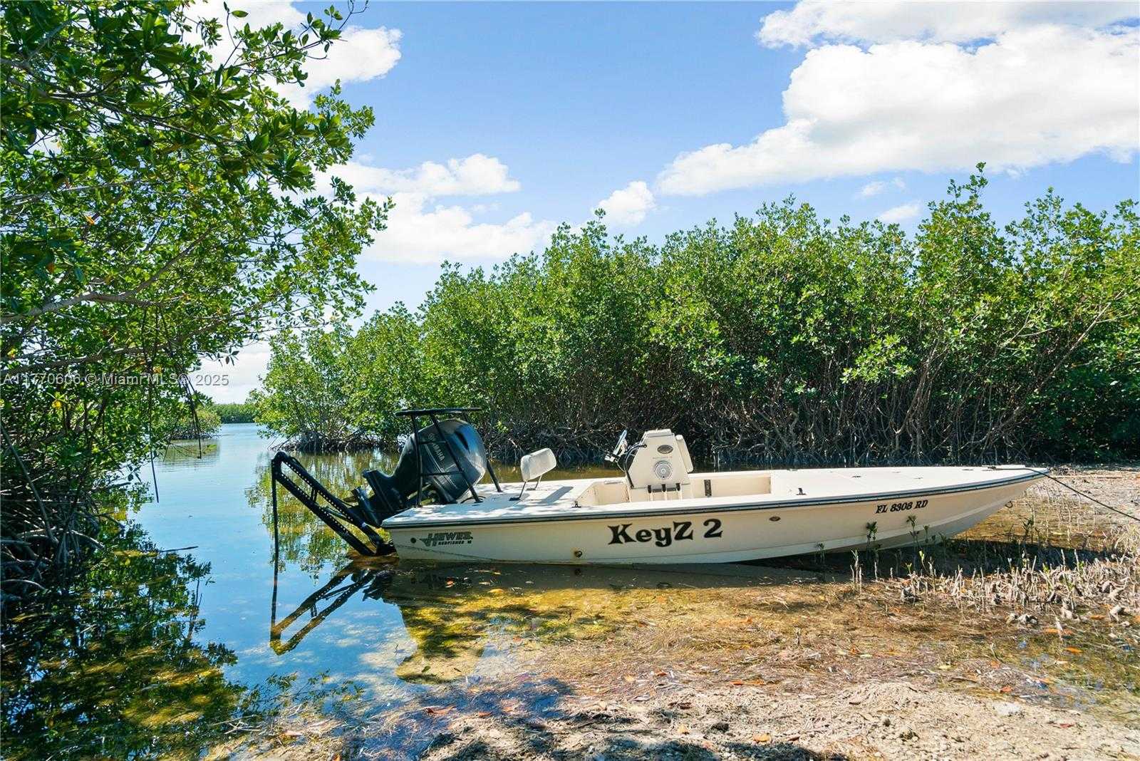 Small Image of 120 COCO PLUM RD S, Key Largo Number 32