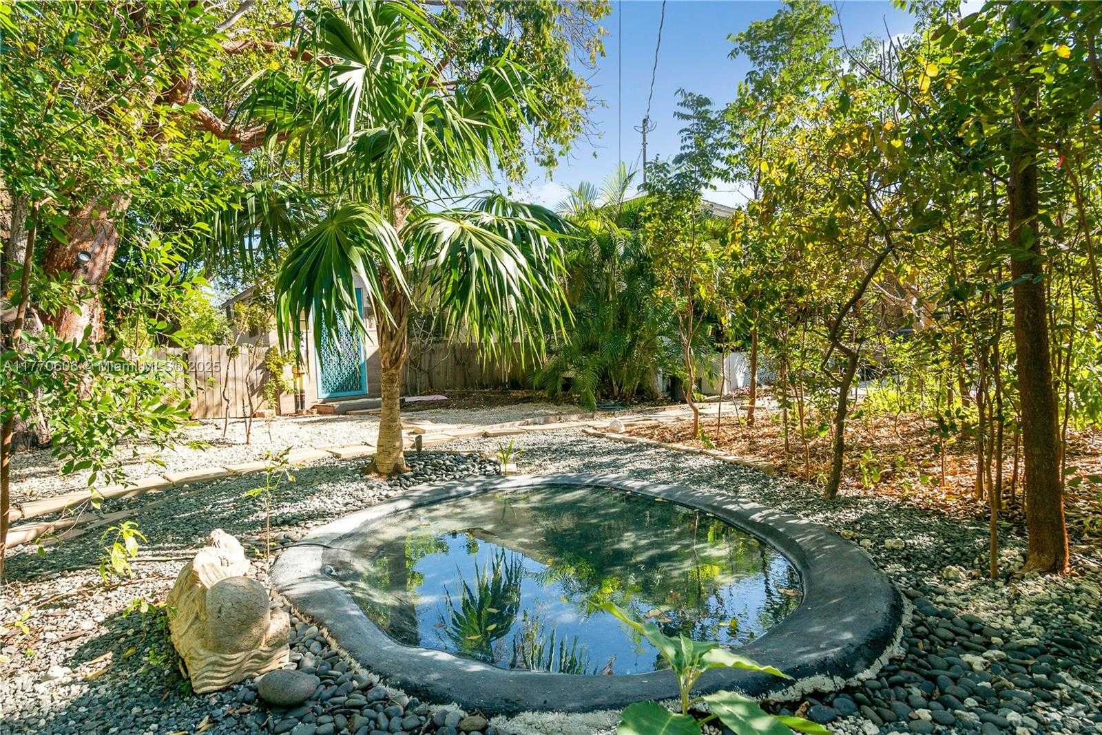 Small Image of 120 COCO PLUM RD S, Key Largo Number 41