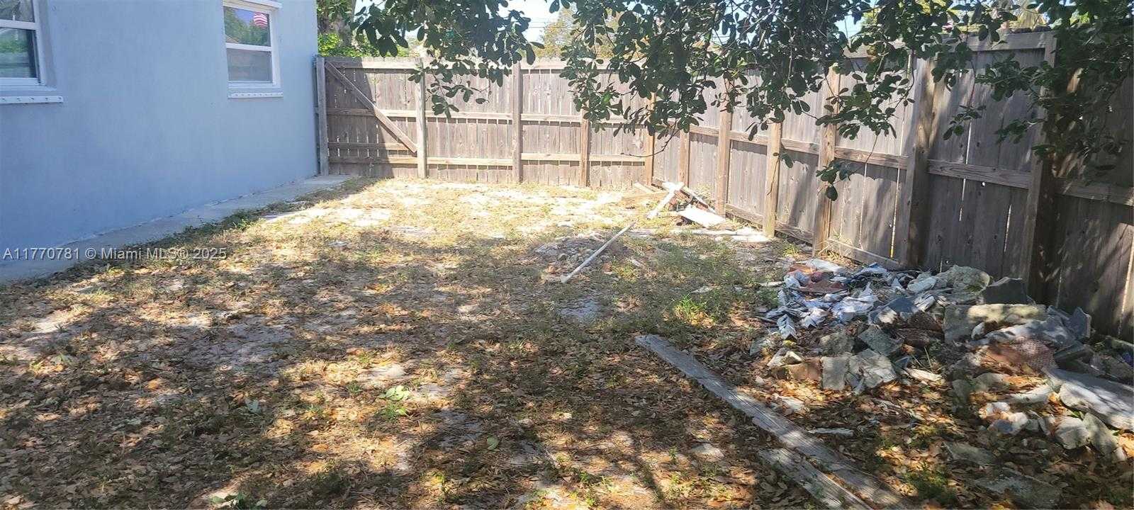 Small Image of 840 NORTH EAST 32ND CT, Pompano Beach Number 3