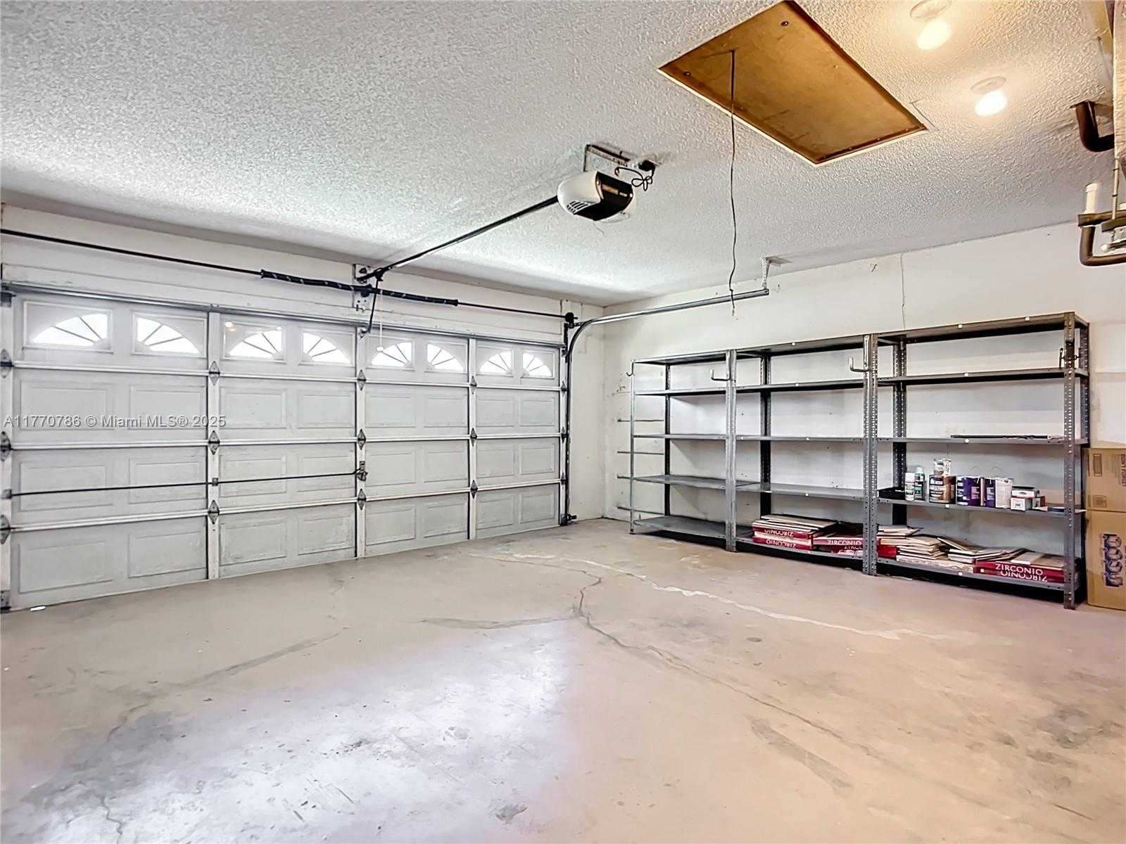 Small Image of 4738 DUNDEE DR, Bradenton Number 38
