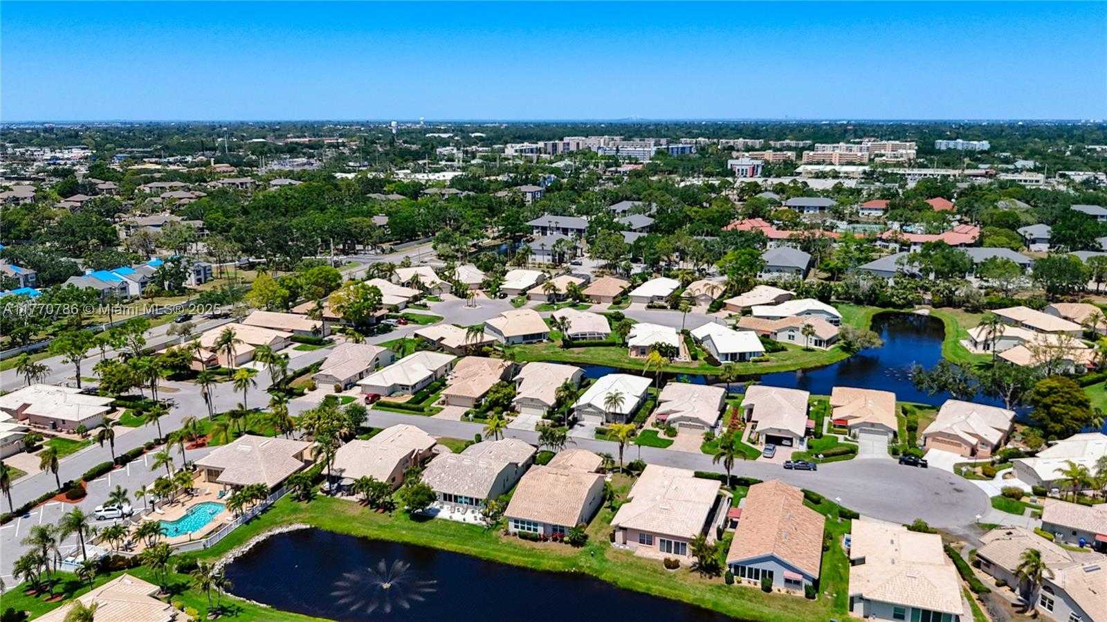 Small Image of 4738 DUNDEE DR, Bradenton Number 87