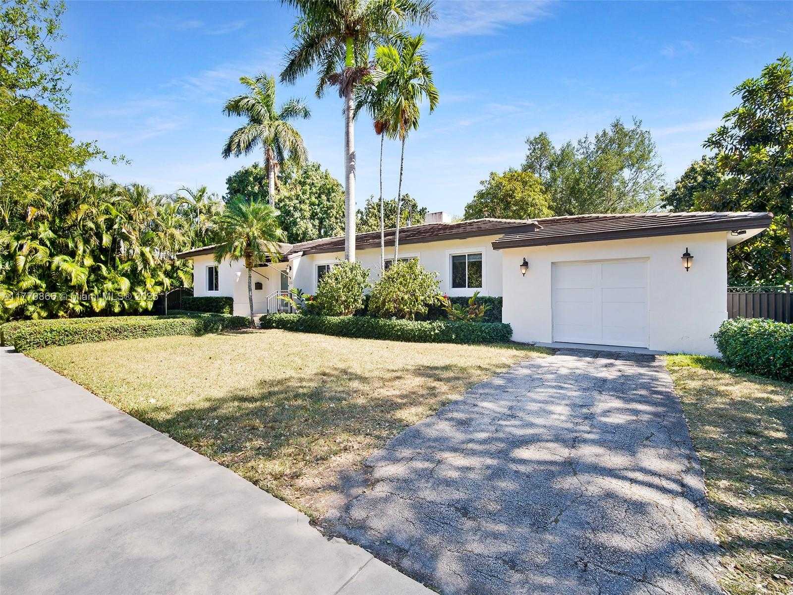 Small Image of 330 VISCAYA AVE, Coral Gables Number 2
