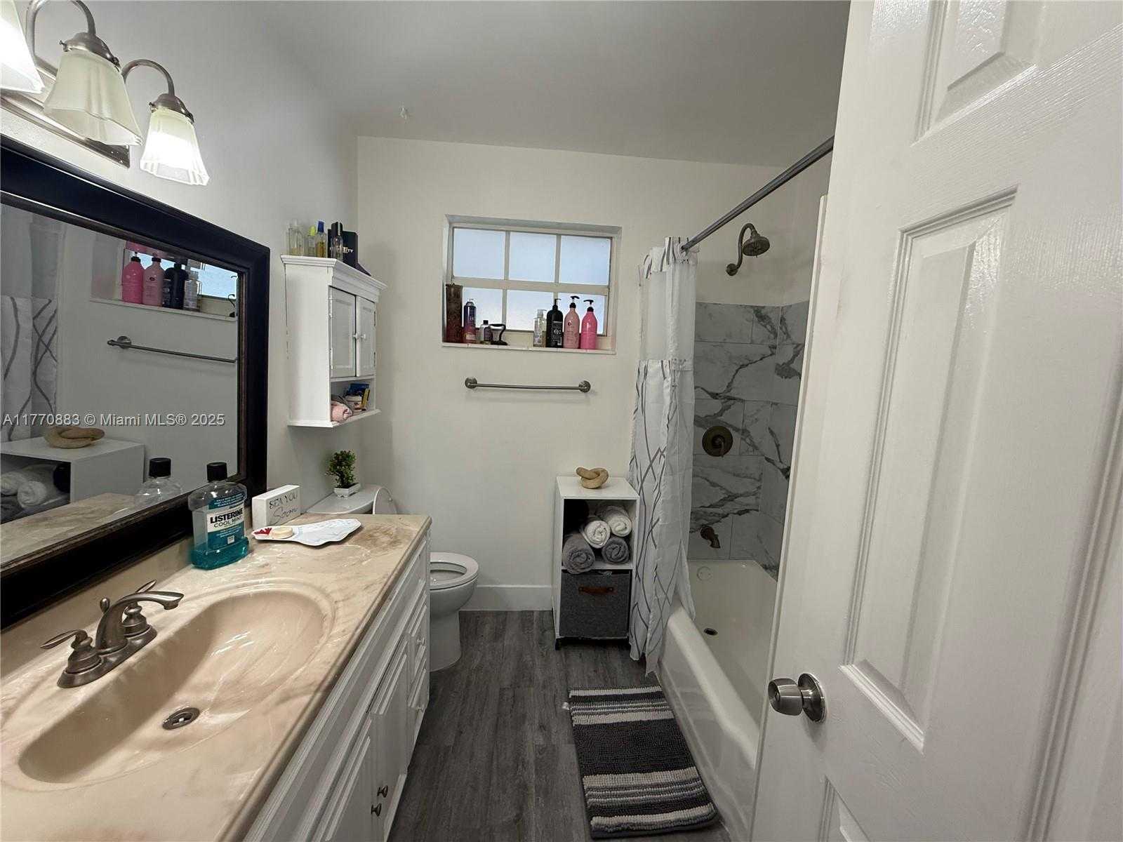 Small Image of 7909 SHALIMAR ST, Miramar Number 13