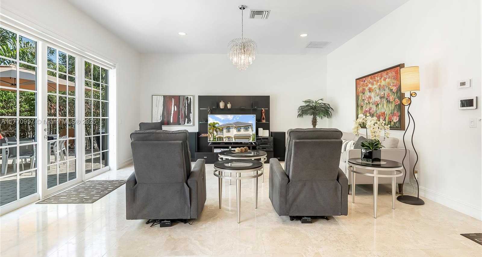 Small Image of 1307 SOUTH WEST 23RD CT, Fort Lauderdale Number 15