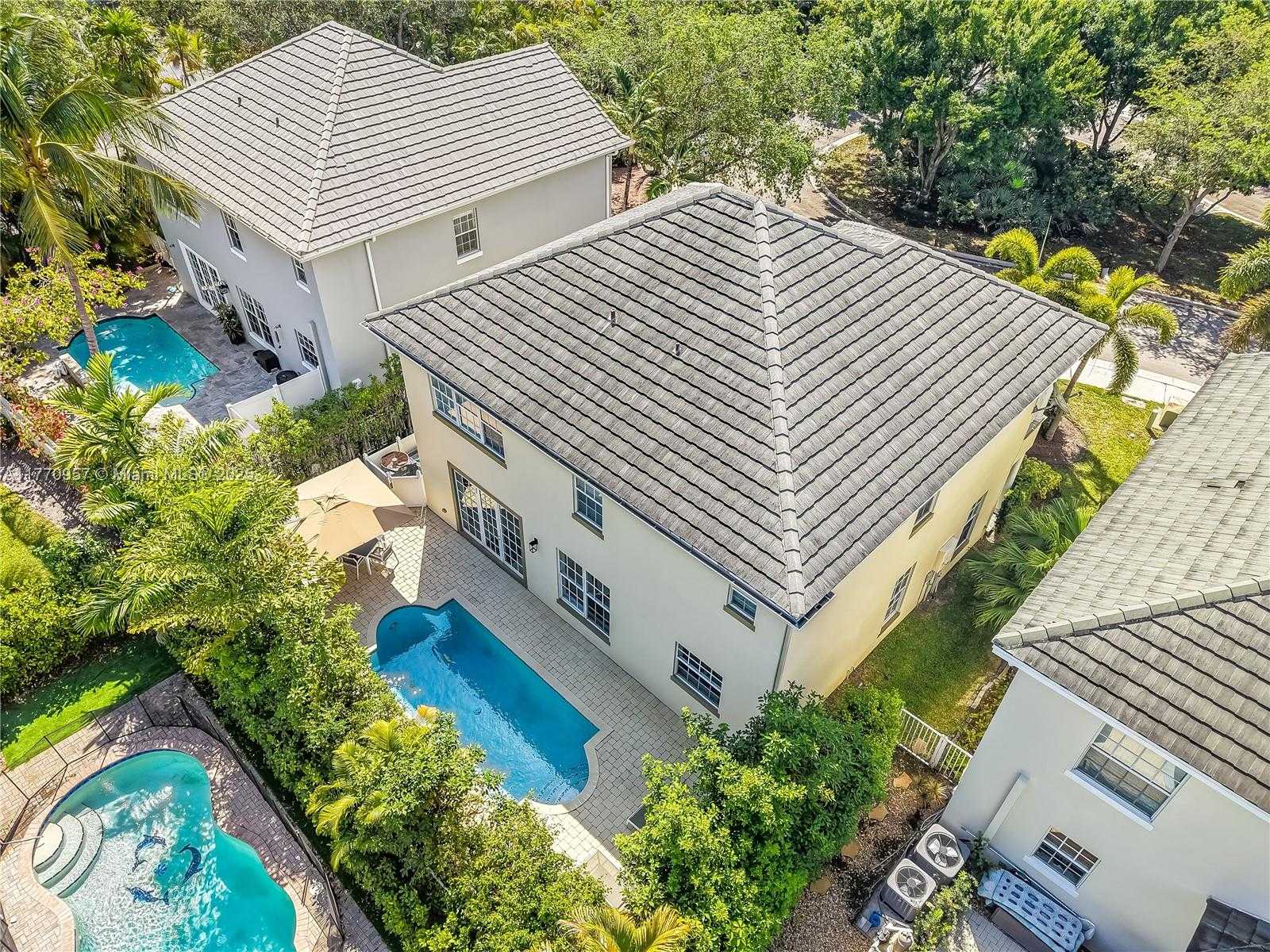 Small Image of 1307 SOUTH WEST 23RD CT, Fort Lauderdale Number 3
