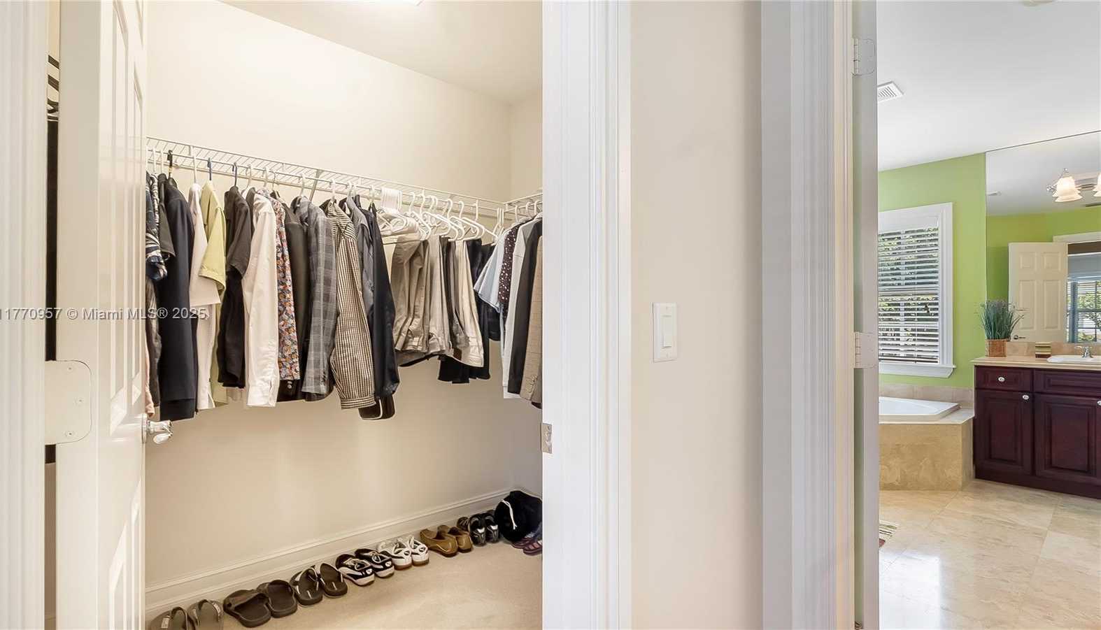Small Image of 1307 SOUTH WEST 23RD CT, Fort Lauderdale Number 39